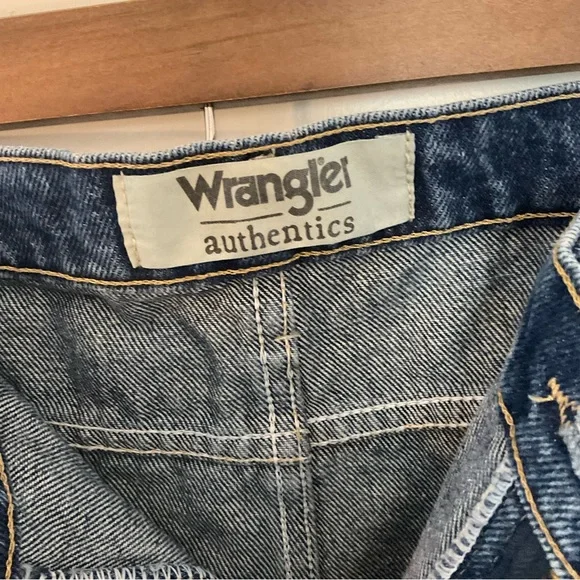 Wrangler Authentics Blue Men Jeans Size 50x30 plus oversized denim - Picture 4 of 8